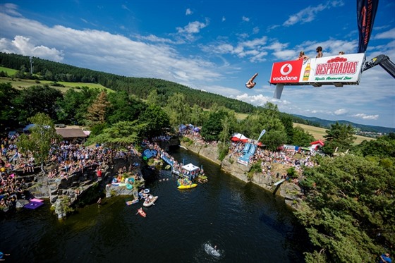 Pt nejvtích lákadel letoního Desperados Highjumpu