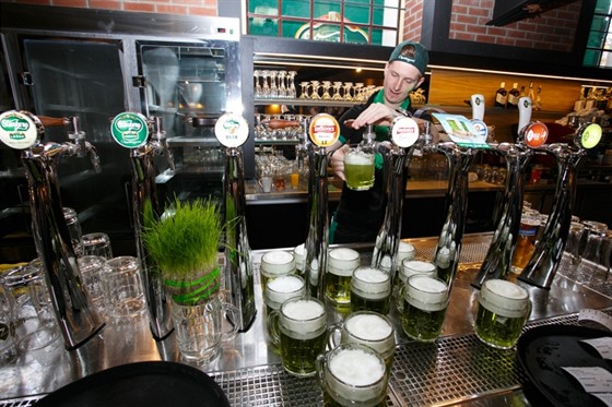 Zelené pllitry opt pivítají Velikonoce