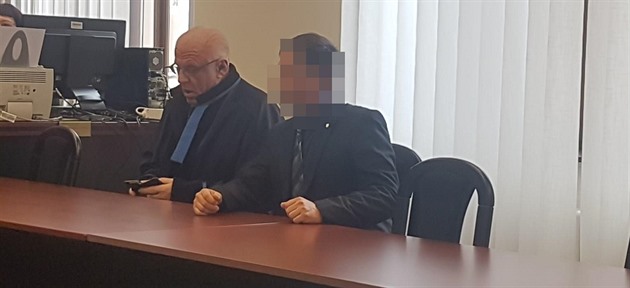 Soud zprostil obaloby ze znásilnní mladé eny v chatce u Hracholuské pehrady...