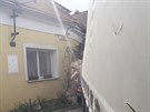 Kamion v Lankch na Blanensku naboural do rodinnho domu.