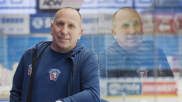 Václav Kalina, vedoucí týmu v hokejové Plzni. Václav Kalina, vedoucí týmu v hokejové Plzni.