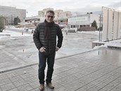 Kamil Mrva v současném centru Kopřivnice. Právě tento architekt je autorem... Kamil Mrva v současném centru Kopřivnice. Právě tento architekt je autorem...