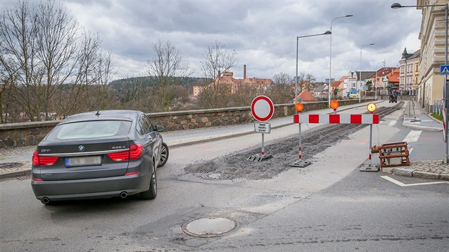 V centru Tbora je zaven ulice Na Parknech. Uzavrka zpsobuje idim problmy. Nkte tam jezd do zkazu vjezdu.