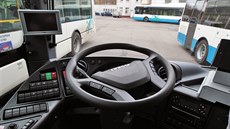 Čtrnáct nových nízkopodlažních autobusů na stlačený zemní plyn nasazuje do... Čtrnáct nových nízkopodlažních autobusů na stlačený zemní plyn nasazuje do...