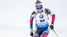 eská biatlonistka Veronika Vítková na trati závodu s hromadným startem v Oslu