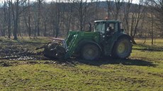 Naposledy zmizel traktor i s cisternou z Horní Řasnice. Naposledy zmizel traktor i s cisternou z Horní Řasnice.