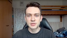 Youtuber Ondřej Vlček (22) vysvětluje vztah s třináctiletou dívkou. Youtuber Ondřej Vlček (22) vysvětluje vztah s třináctiletou dívkou.