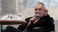 Prezident Miloš Zeman při návštěvě Milhostova(21. března 2019) Prezident Miloš Zeman při návštěvě Milhostova(21. března 2019)