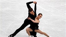 Francouzi Gabriella Papadakisová a Guillaume Cizeron na krasobruslařském... Francouzi Gabriella Papadakisová a Guillaume Cizeron na krasobruslařském...