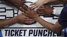 Momentka z March Madness: obhájce titulu Villanova oslavuje postup z prvního... Momentka z March Madness: obhájce titulu Villanova oslavuje postup z prvního...