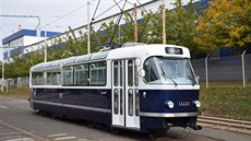 T3 Coupé skýtá požitek nejen z jízdy po Praze v polootevřeném voze, ale... T3 Coupé skýtá požitek nejen z jízdy po Praze v polootevřeném voze, ale...