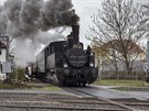 Jízda parního vlaku na jarní Flóru, včele s lokomotivou Kocúr z roku 1898. Jízda parního vlaku na jarní Flóru, včele s lokomotivou Kocúr z roku 1898.