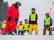Lyžařská škola ve Skiareálu Lipno patří mezi největší v Česku. V této zimě se v... Lyžařská škola ve Skiareálu Lipno patří mezi největší v Česku. V této zimě se v...