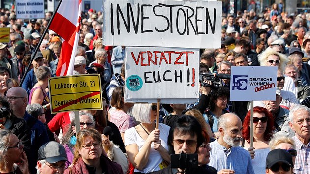 Tisce lid se zastnily protest v nmeckm Berln proti rstu njm a nedostatku byt. (6. dubna 2019)