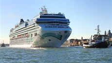 Lo Norwegian Jade vypluje v dubnu z Miami a zamíí do Nassau na Bahamách....