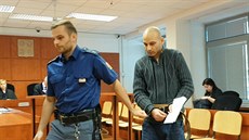 Nevéprávný muž skončil ve vězení za pokus o znásilnění Nevéprávný muž skončil ve vězení za pokus o znásilnění
