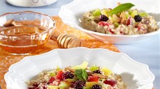 Ovesná kaše s ovocem Ovesná kaše s ovocem