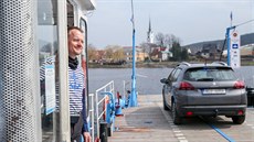 Cestu přes Lipno zkracují po zimě opět přívozy. (duben 2019) Cestu přes Lipno zkracují po zimě opět přívozy. (duben 2019)