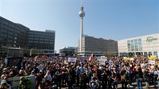 Tisíce lidí se zúastnily protest v nmeckém Berlín proti rstu nájm a...