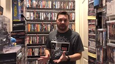 Držitel světového rekordu za největší sbírku videoher Antonio Monteiro Držitel světového rekordu za největší sbírku videoher Antonio Monteiro