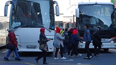 Zglobalizovaný svt turismu: eské, maarské a bulharské autobusy vozí Asiaty...