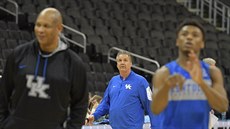 John Calipari (uprostřed) na tréninku Kentucky. John Calipari (uprostřed) na tréninku Kentucky.