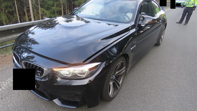Cizinec uhnl eskem s kradenm BMW (10. dubna 2019).