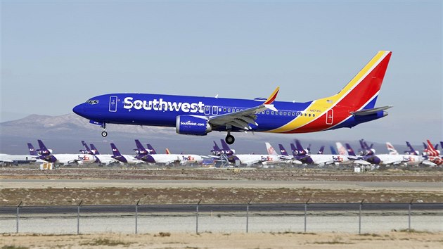 Boeing 737 MAX spolenosti Southwest Airlines (23. bezna 2019)
