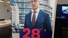 Volební plakát europoslance Pavla Teličky, který založil a kandiduje za nové... Volební plakát europoslance Pavla Teličky, který založil a kandiduje za nové...