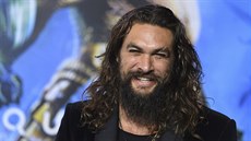 Jason Momoa na premiéře filmu Aquaman (Los Angeles, 12. prosince 2018) Jason Momoa na premiéře filmu Aquaman (Los Angeles, 12. prosince 2018)