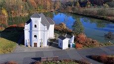Kostel sv. Petra z Alkantary v poddolované oblasti města. Kostel sv. Petra z Alkantary v poddolované oblasti města.