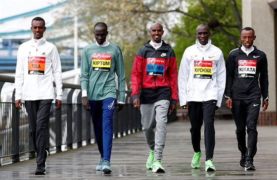 Tamirat Tola, Abraham Kiptum, Mo Farah, Eliud Kipchoge a Tola Shura Kitata...