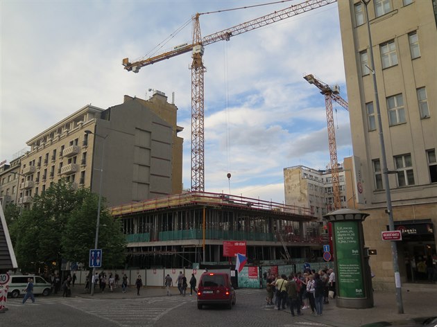 Stavba v centrum metropole pokrauje
