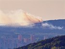 S porem lesa mezi Chotkovem a vrchem Krkavec na okraji Plzn bojovalo...