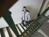 Jan Havel se od poloviny osmdesátých let profesně zabývá výtahy. Opravuje je,... Jan Havel se od poloviny osmdesátých let profesně zabývá výtahy. Opravuje je,...
