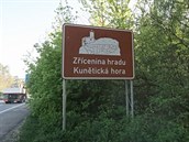 Pozvánka na Zříceninu hradu Kunětická hora zmizí. Pozvánka na Zříceninu hradu Kunětická hora zmizí.