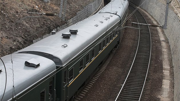 Obrnn vlak severokorejskho dikttora Kim ong-una dorazil do Vladivostoku na vchod Ruska. (24. dubna 2019)