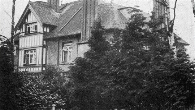 Rok 1926 nebyl v tomto dom pro spisovatelku vesel. Kvli matin smrti a manelov neve ji trpily deprese.