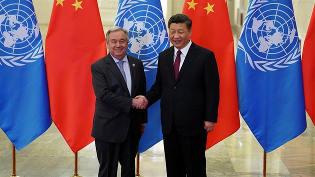 nsk prezident Si in-pching a generln tajemnk Organizace spojench nrod Antnio Guterres na fru projektu nov Hedvbn stezky v nskm Pekingu (26. dubna 2019)