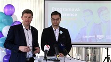 Předseda TOP 09 a lídr kandidátky Jiří Pospíšil (vlevo) a europoslanec a lídr... Předseda TOP 09 a lídr kandidátky Jiří Pospíšil (vlevo) a europoslanec a lídr...