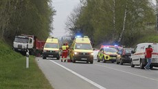 Při nehodě na silnici 602 z Jihlavy do Velkého Beranova, při které došlo ke... Při nehodě na silnici 602 z Jihlavy do Velkého Beranova, při které došlo ke...