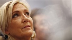 Předsedkyně francouzského Národního sdružení Marine Le Penová na tiskové... Předsedkyně francouzského Národního sdružení Marine Le Penová na tiskové...