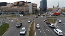 Rušnou křižovatku U Jána v Plzni čeká úprava. Po desítkách let se její součástí... Rušnou křižovatku U Jána v Plzni čeká úprava. Po desítkách let se její součástí...