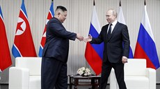 Ruský prezident Vladimir Putin se ve Vladivostoku poprvé sešel s vůdcem Severní... Ruský prezident Vladimir Putin se ve Vladivostoku poprvé sešel s vůdcem Severní...