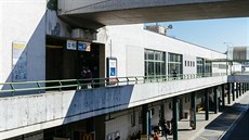 Autobusové nádraží Černý Most. (19. 04. 2019) Autobusové nádraží Černý Most. (19. 04. 2019)