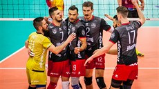Radost budějovických volejbalistů Radost budějovických volejbalistů