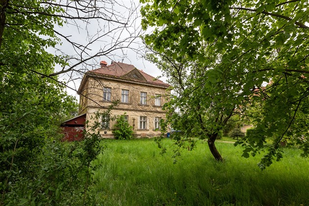 Fara Církve eskoslovenské husitské (CSH) v Chudobín.