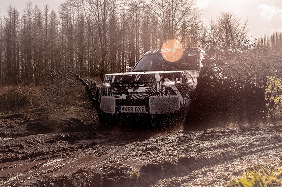 Nový Land Rover Defender najel ve finálních testech u 1,2 milionu kilometr.