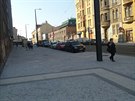 Zdravím, dnes vyšla fotka k článku „Rodina s dětmi by tu neprojela“ o parkovacích místech na úkor pěších. Taková zrekonstruovaná Nuselská ulice na Praze 4 je tomu opakem. V oblasti zastávky Kloboučnická je to naopak. Město zavedlo parkovací zónu a ulici u Zdravím, dnes vyšla fotka k článku „Rodina s dětmi by tu neprojela“ o parkovacích místech na úkor pěších. Taková zrekonstruovaná Nuselská ulice na Praze 4 je tomu opakem. V oblasti zastávky Kloboučnická je to naopak. Město zavedlo parkovací zónu a ulici u