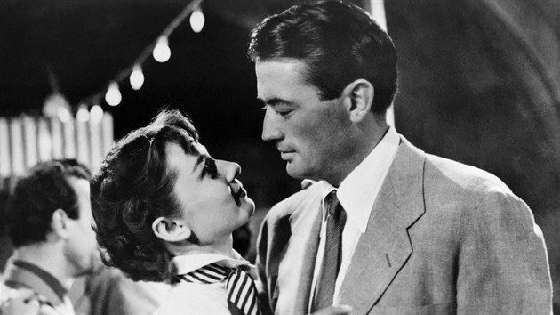 Audrey Hepburnov a Gregory Peck ve filmu Przdniny v m, 1953